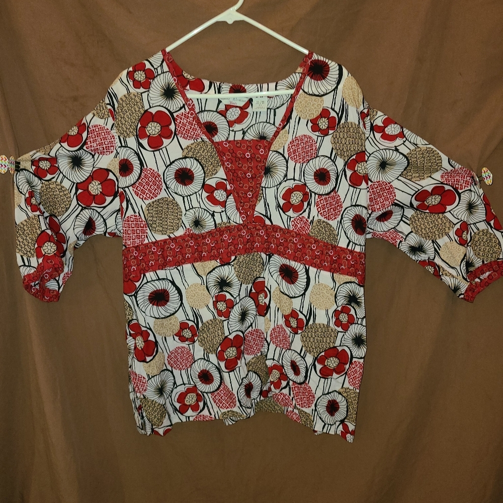 Fun top, size 20